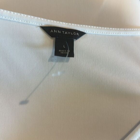 Ann Taylor off white silky flowy V neck double layer short ruffle sleeve top. Lg - Picture 5 of 5